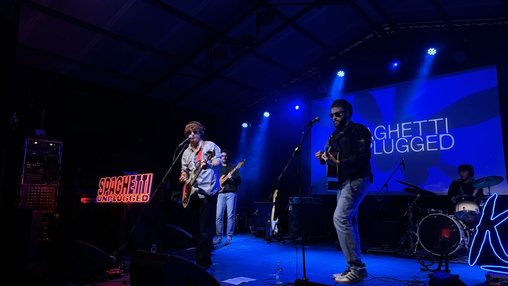 Spaghetti Unplugged: la prima serata al Largo Venue